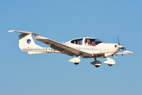 cockpit Diamond DA40 VFR Cannes Aviation